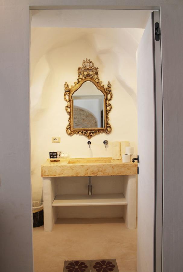 Palazzo Camarda B&B Ceglie Messapica Extérieur photo