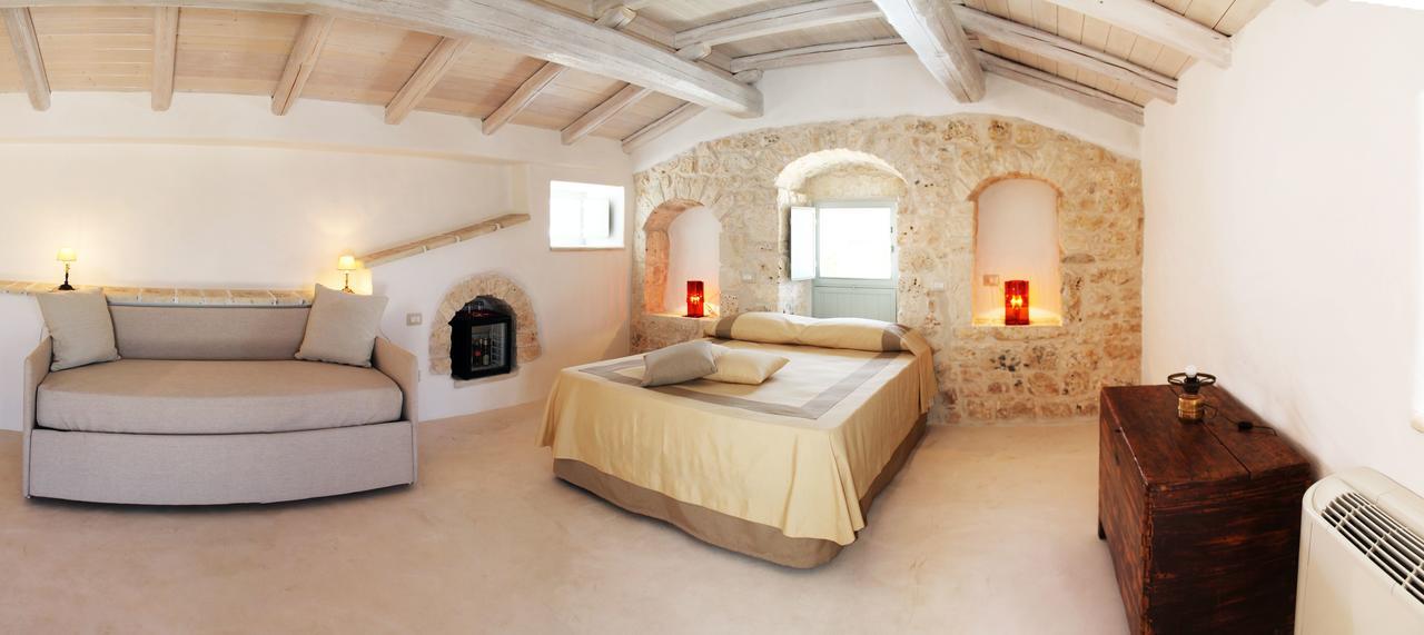 Palazzo Camarda B&B Ceglie Messapica Extérieur photo